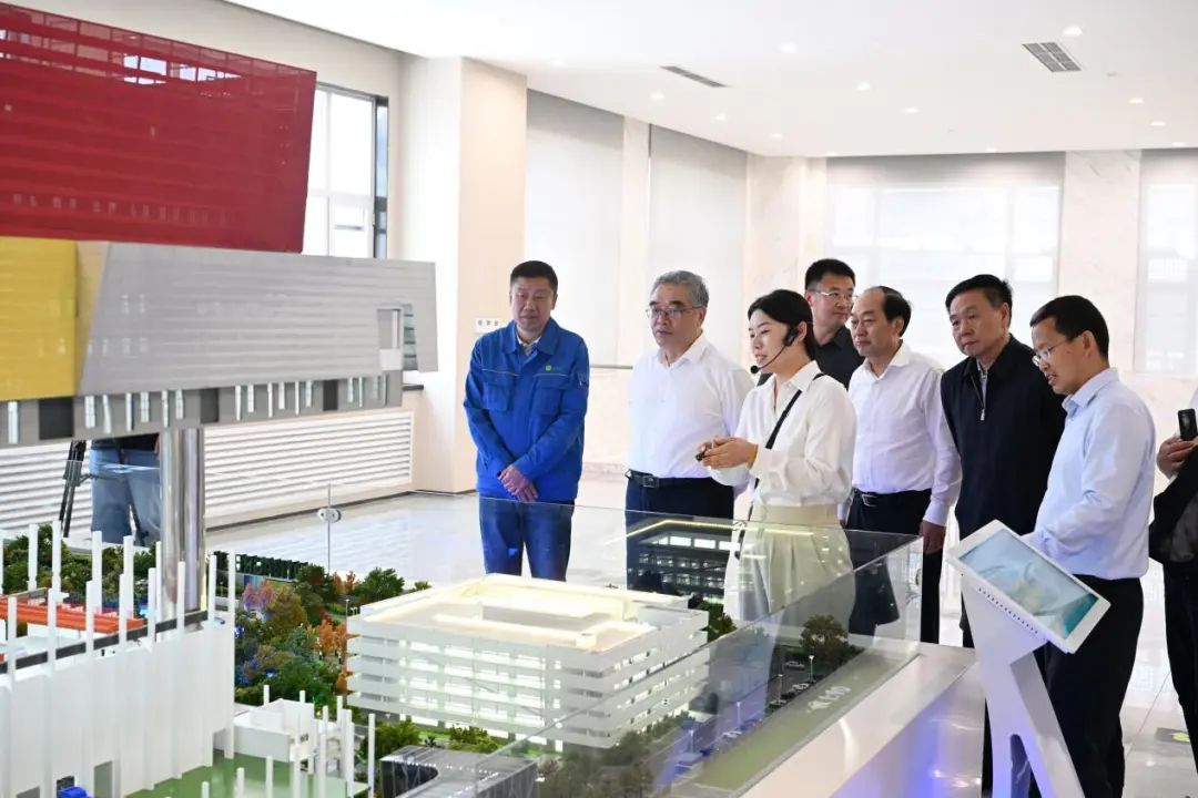 全国政协副主席朱永新调研k8凯发通州项目